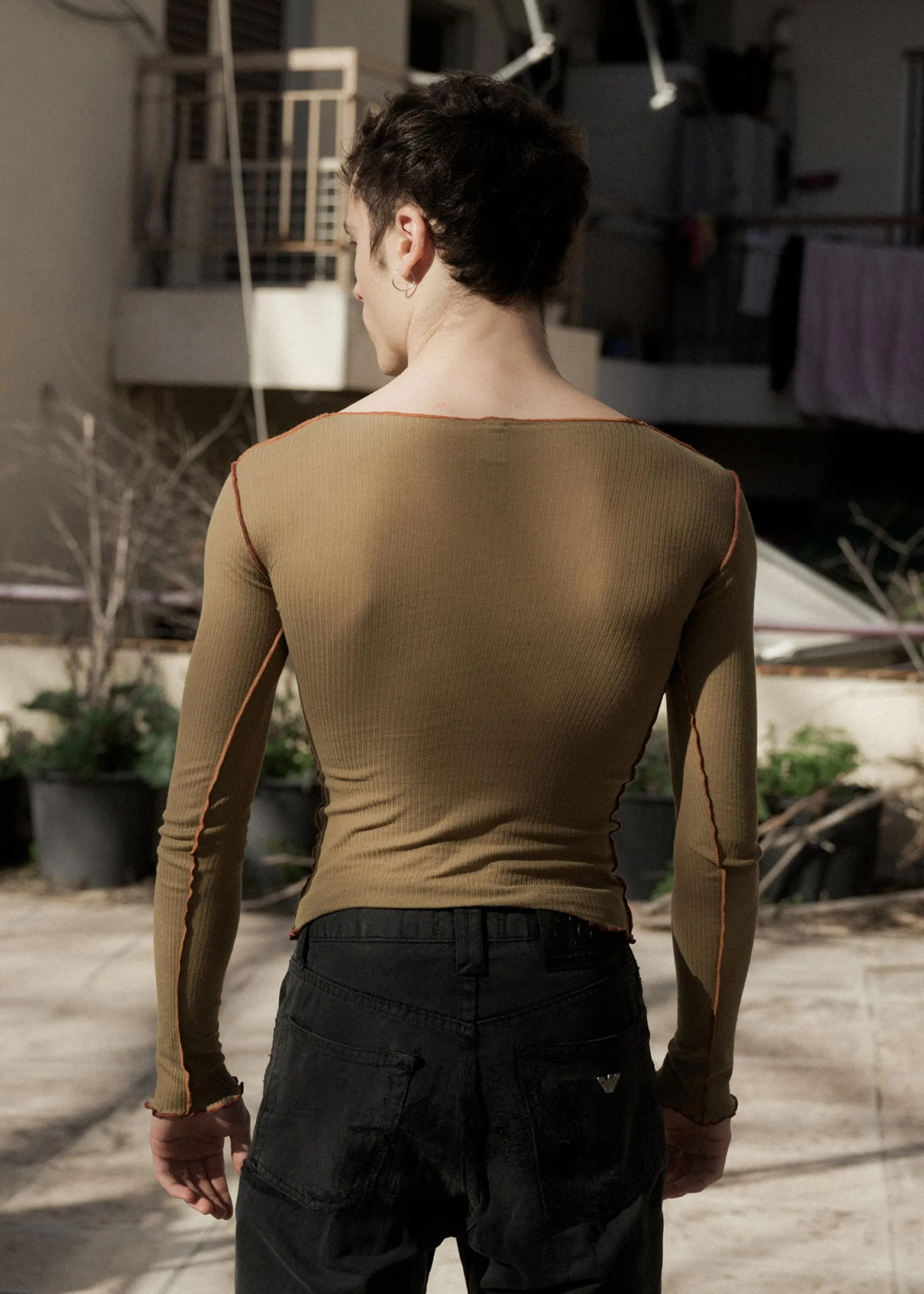 Baserange Vein Long Sleeve (Jade Brown)