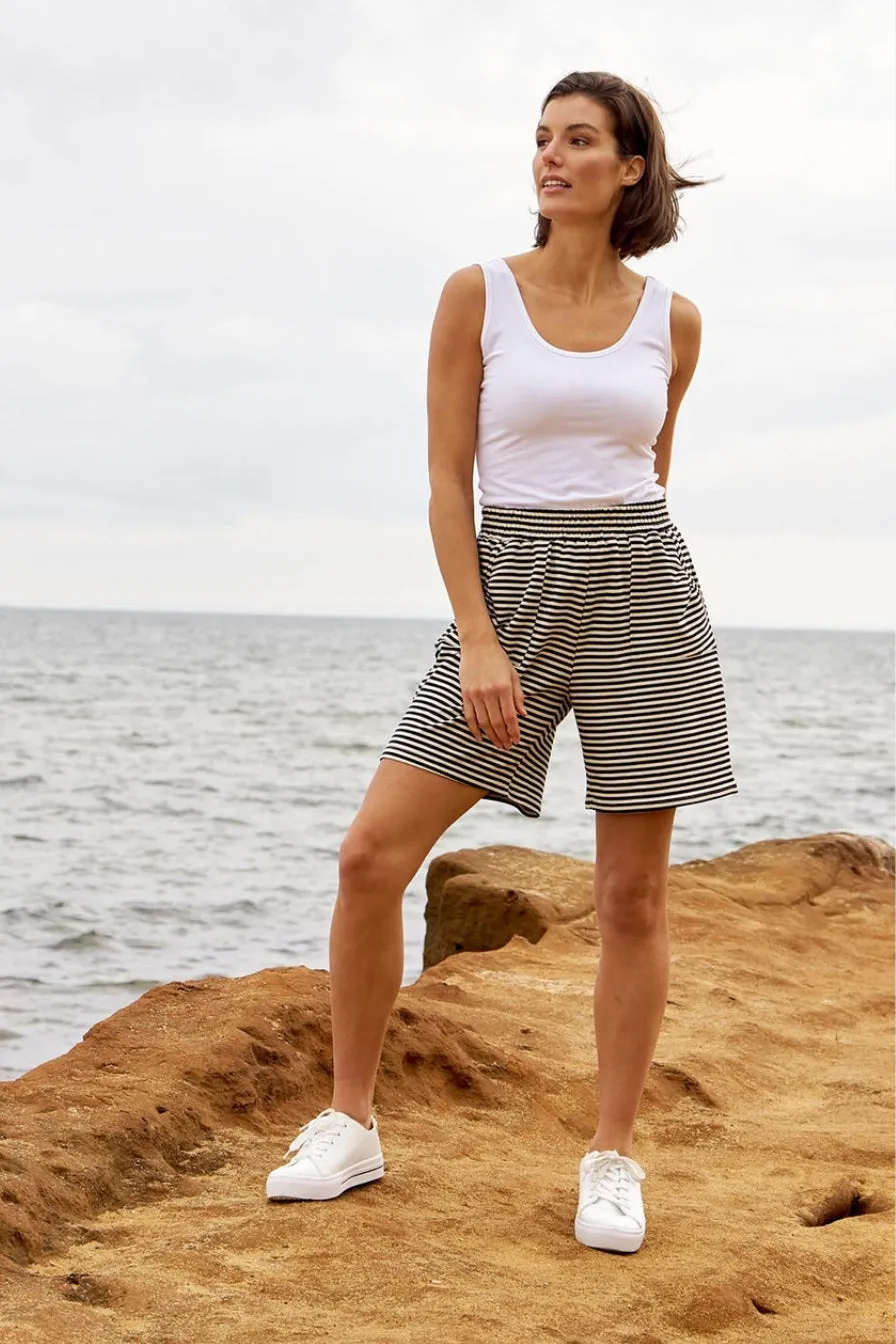 Betty Basics Harvard Shorts Cream Black Stripe