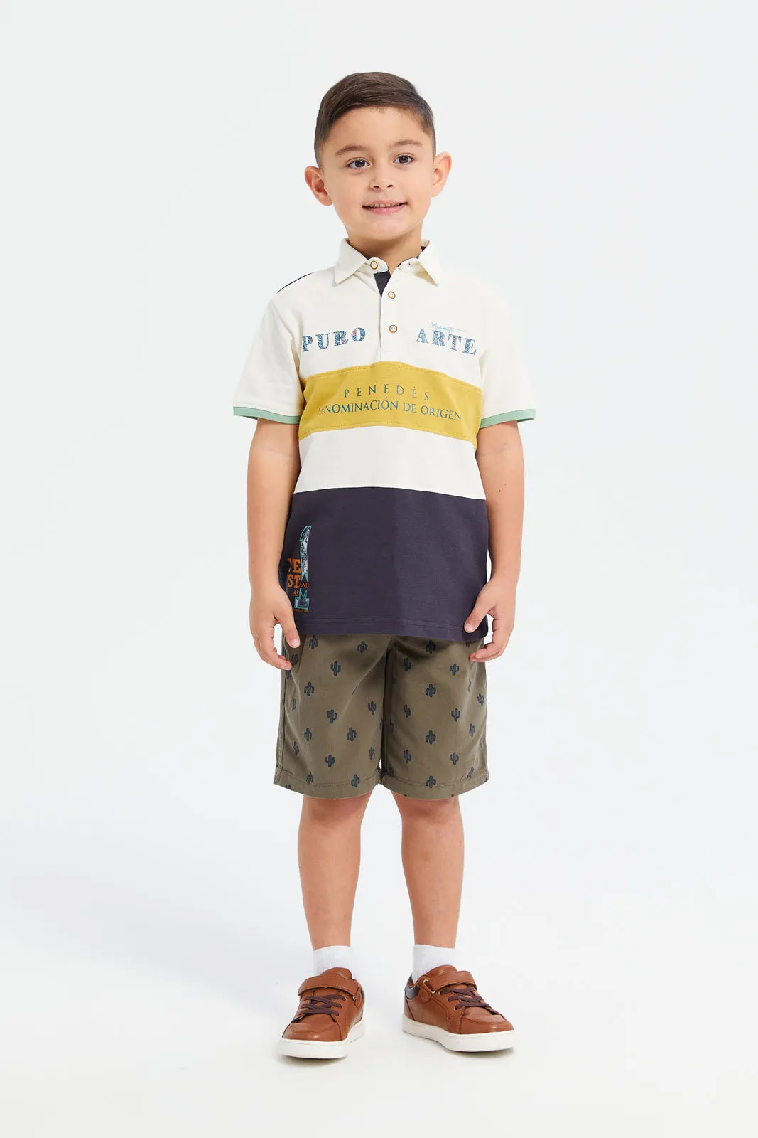 Boys Green And Beige Printed Shorts Set (2 Piece)
