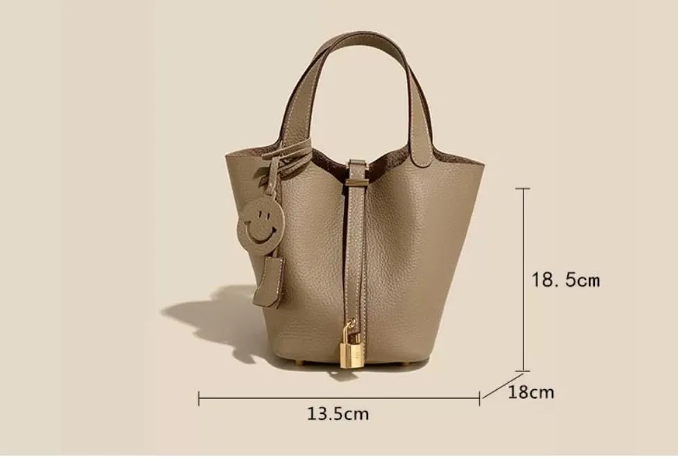 Bucket bag, a versatile and classic straw basket-style handbag made of top-layer cowhide for women