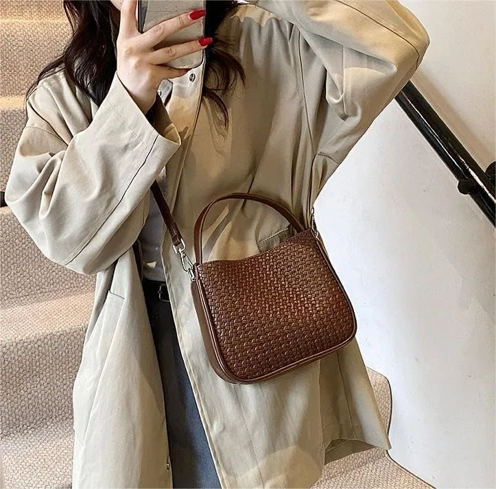 Commuter underarm Purses women's woven handbags simple retro versatile fashion shoulder crossbody bags