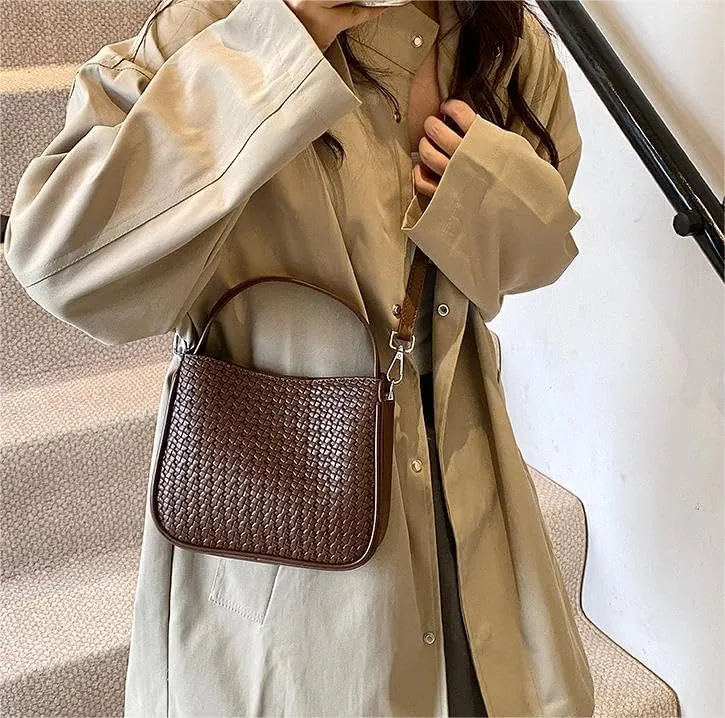 Commuter underarm Purses women's woven handbags simple retro versatile fashion shoulder crossbody bags