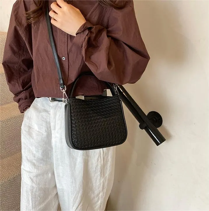 Commuter underarm Purses women's woven handbags simple retro versatile fashion shoulder crossbody bags