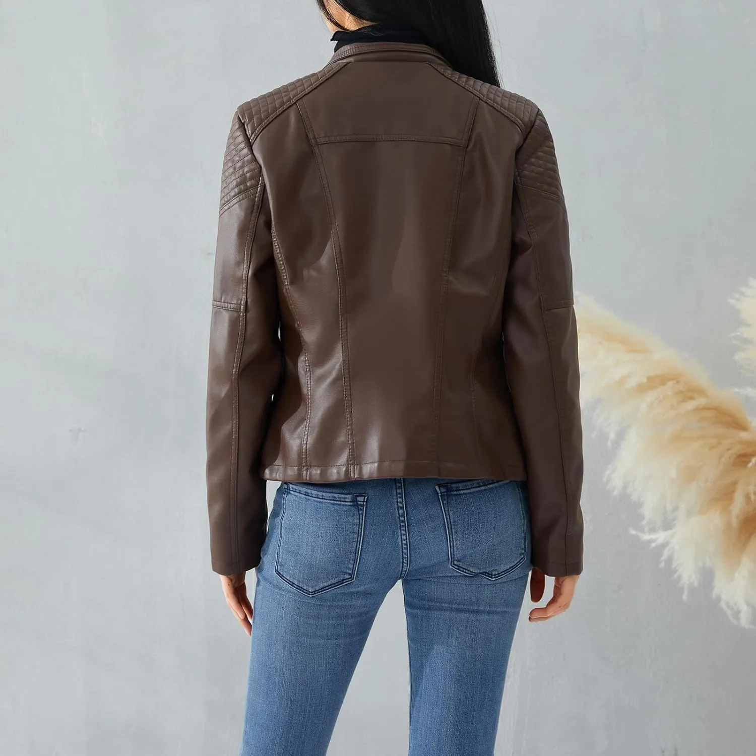 FOMOYUU Leather Jacket Women Faux Oversized Motorcycle Zipper Bomber PU Bike Coat 2024 Fall Fashion Outfits with Pockets