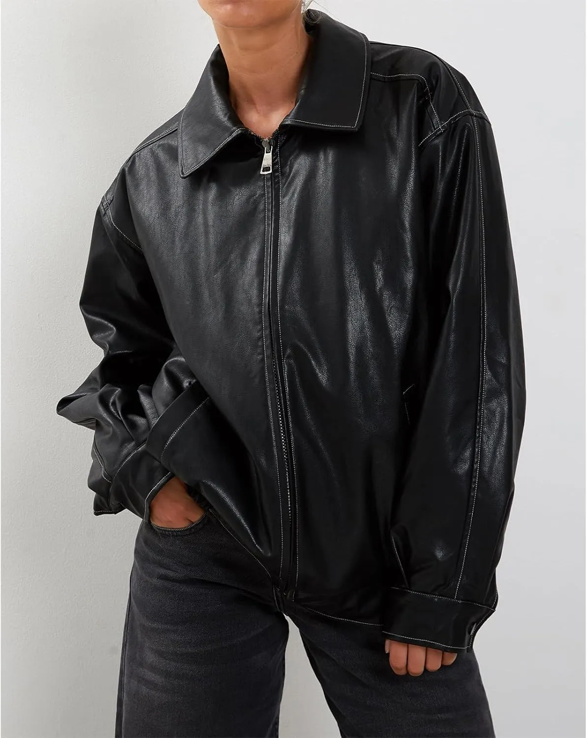 FOMOYUU Leather Jacket Women Faux Oversized Motorcycle Zipper Bomber PU Bike Coat 2024 Fall Fashion Outfits with Pockets