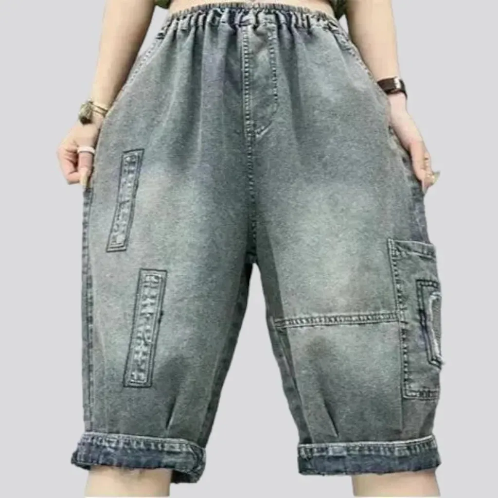 Grey-cast jean shorts
 for women