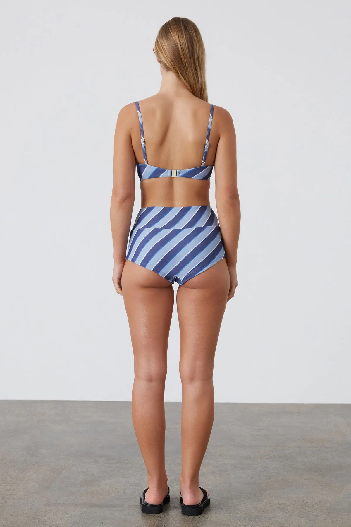 Horizon Stripe Textured Boy Short