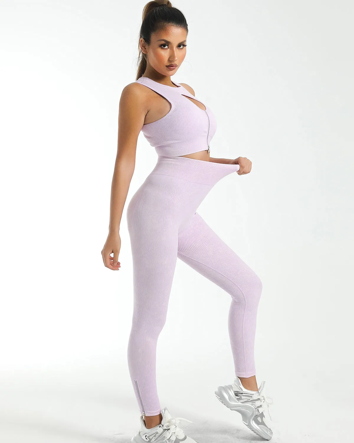 Isabella Keyhole Sports Bra - Light Purple