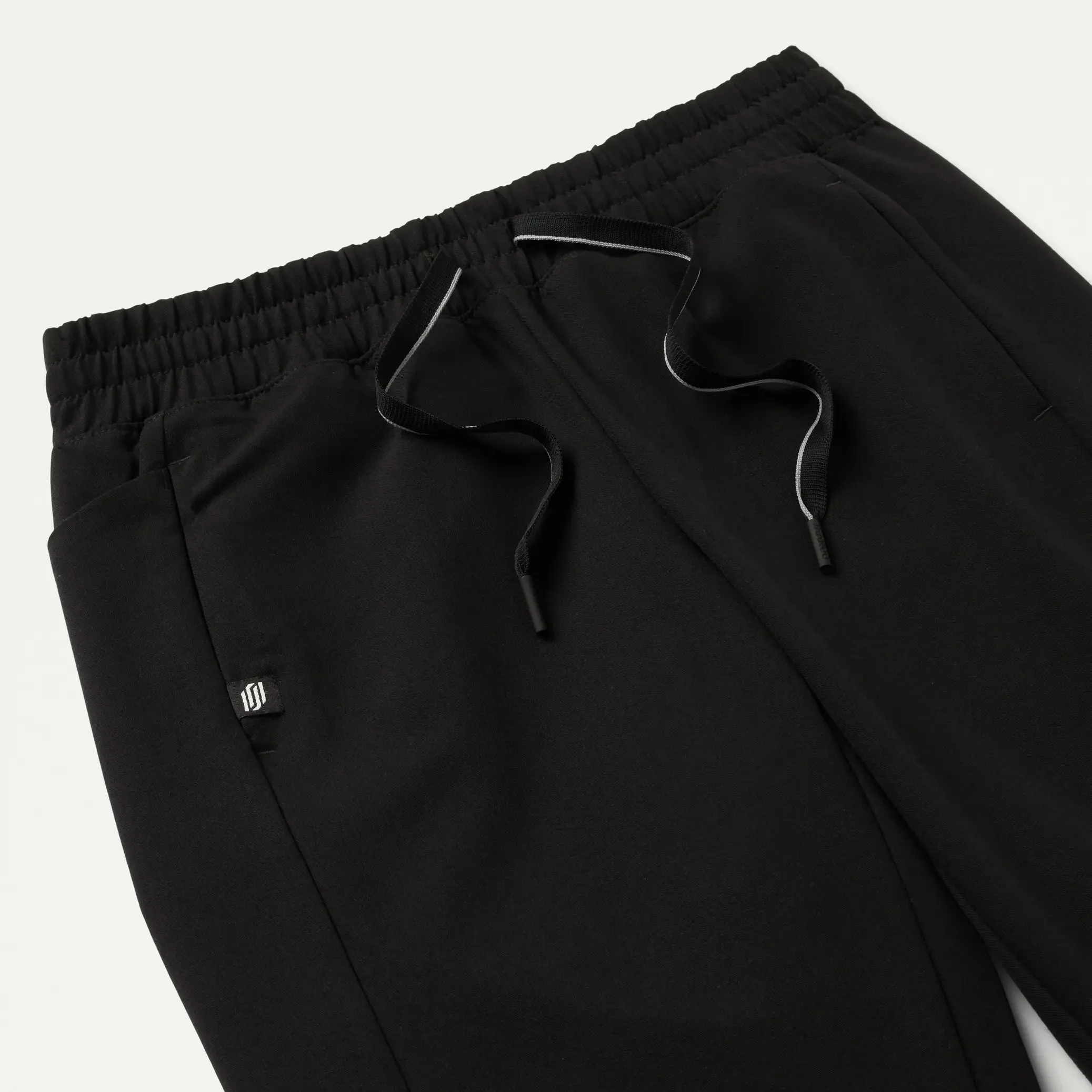 Jaanuu Women's Effie Slim 6-Pocket Scrub Pant - Black