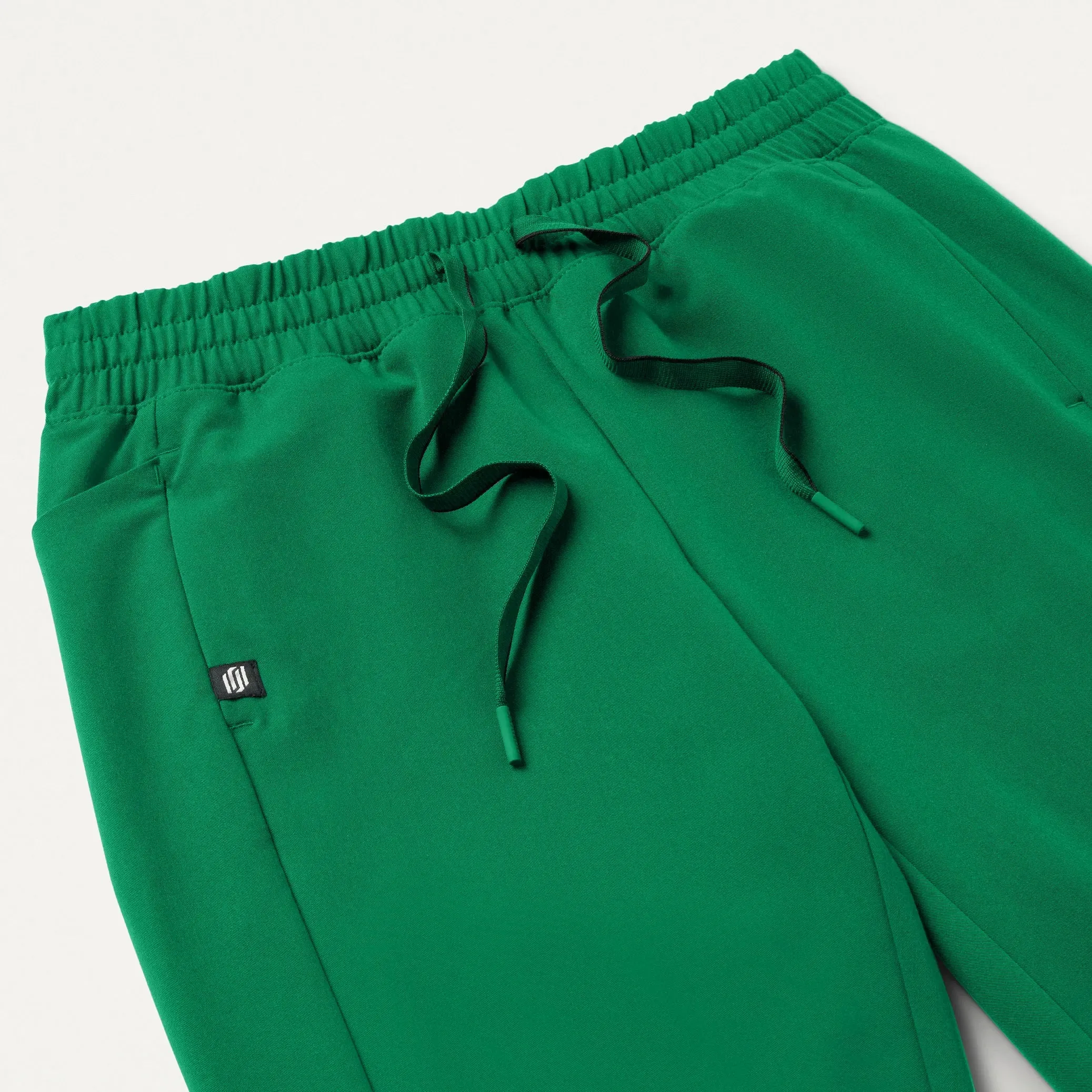 Jaanuu Women's Effie Slim 6-Pocket Scrub Pant - Emerald Green