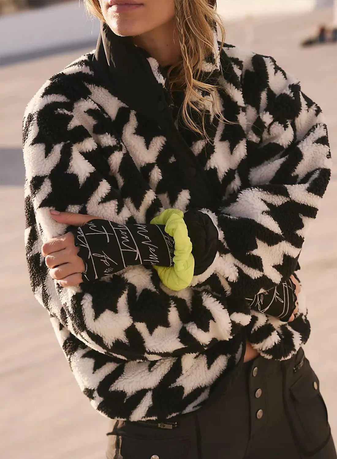 Printed Sherpa Jacket for Women Long Sleeve Button Down Fuzzy Fleece Coat Y2K Outerwear with Pockets
