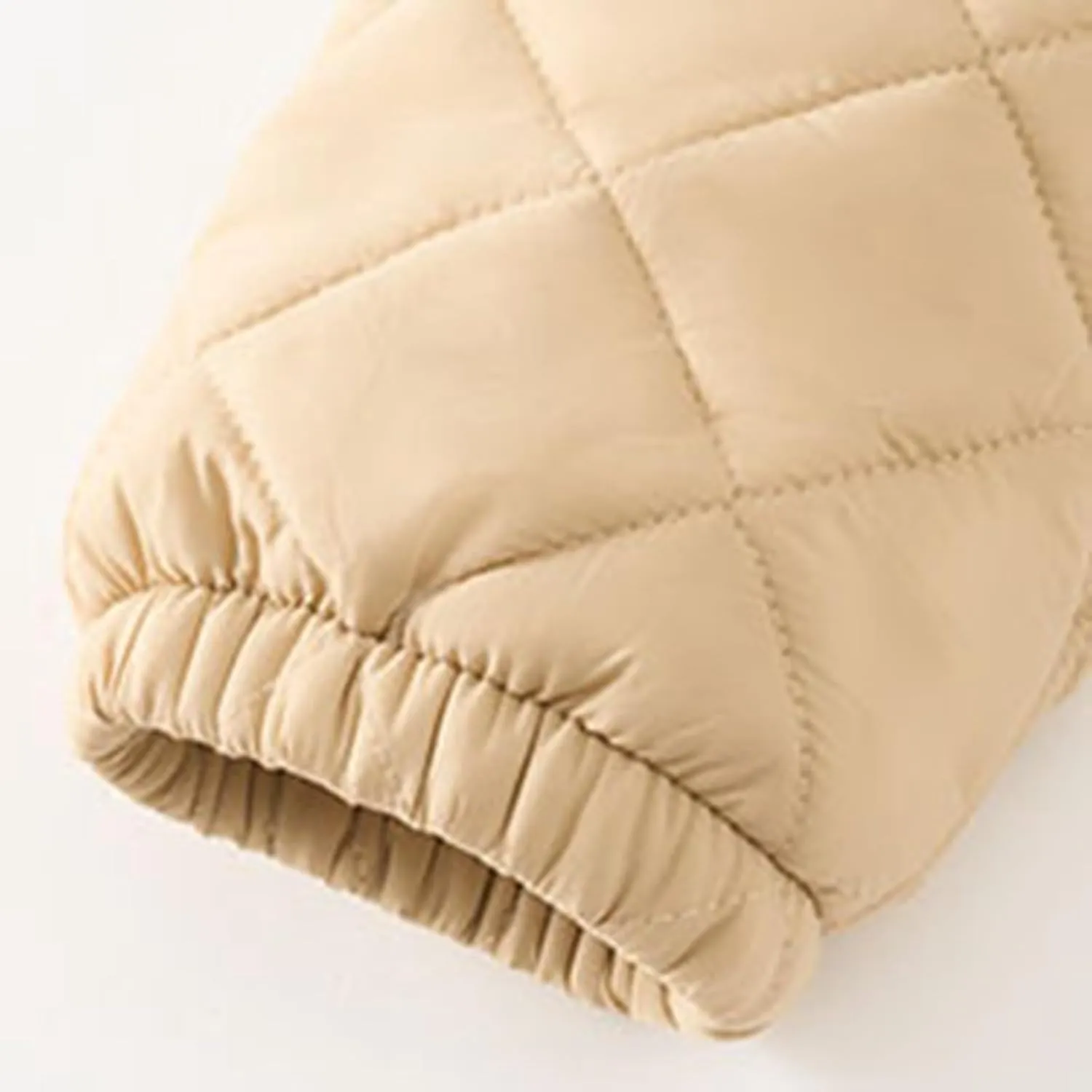Puffer Jackets for Women Trendy Warm Quilted Winter Coat Girls Casual Zip Up Down Jacket Hooded Lightweight Travel