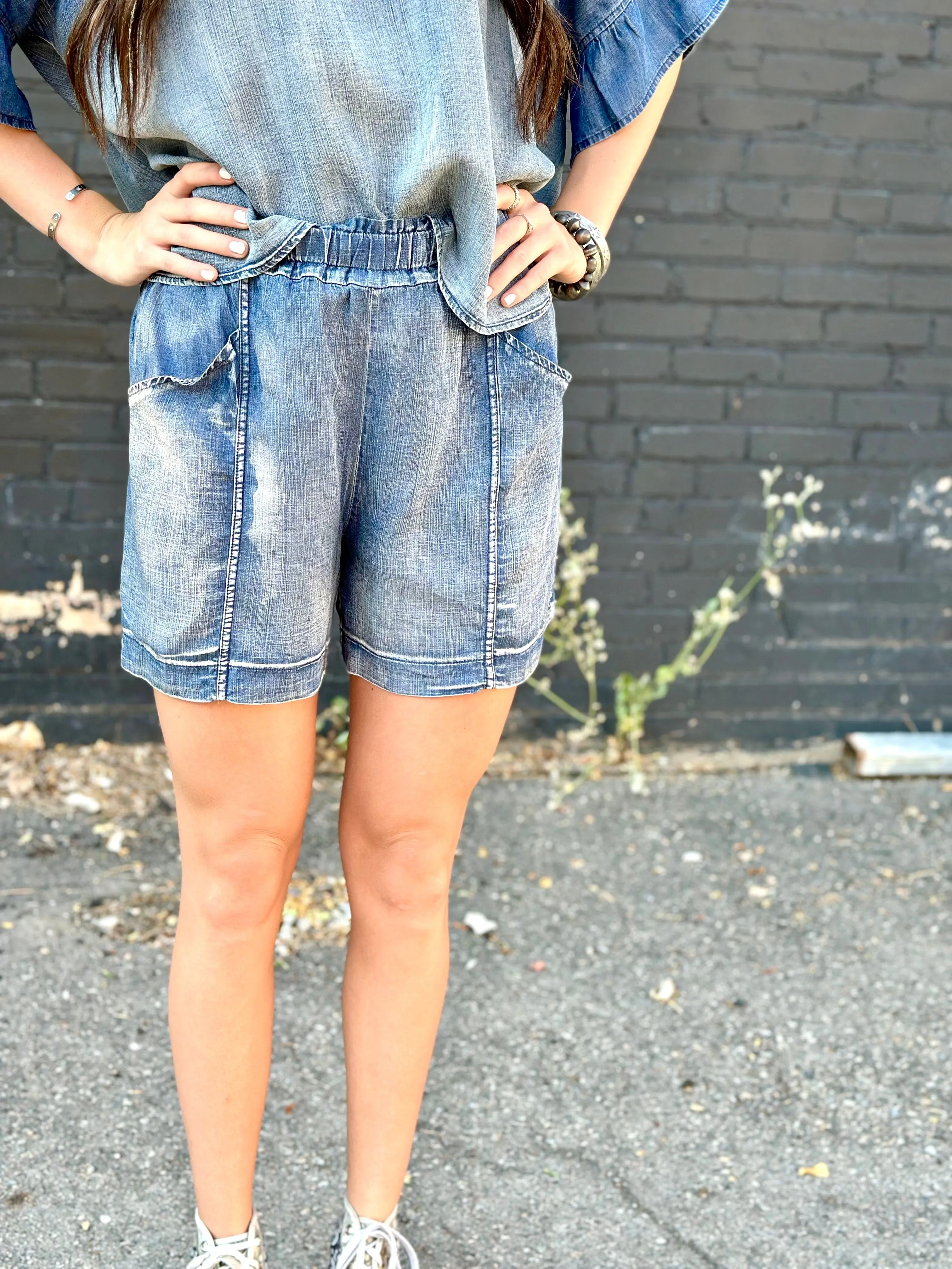 The Beachy Blue Chambray Cargo Short