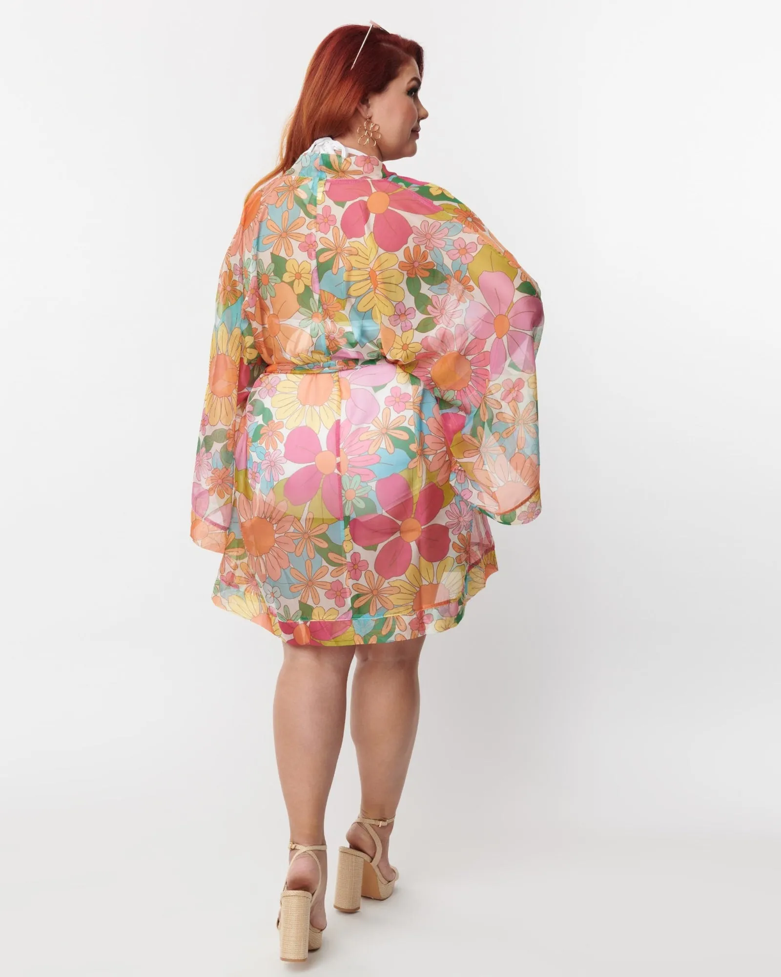 Unique Vintage 1970s Rainbow Floral Coverup | Rainbow, Floral