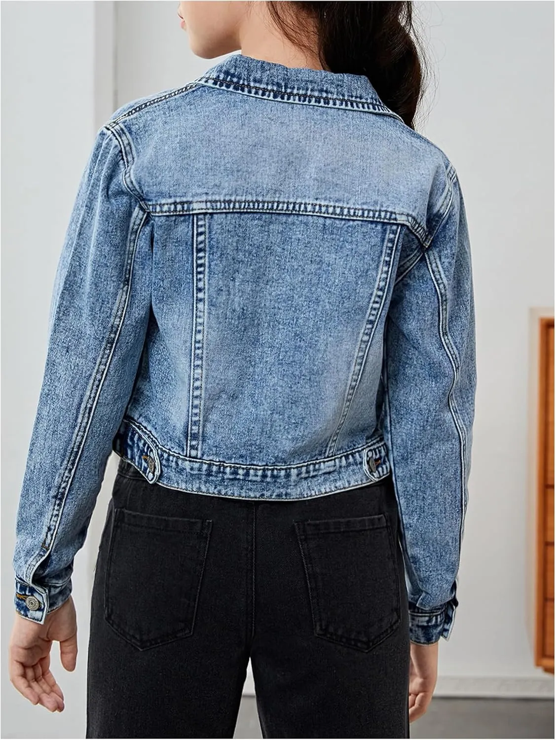 WDIRARA Girl's Ripped Flap Pocket Denim Jacket Button Front Distressed Long Sleeve Outerwear Coat