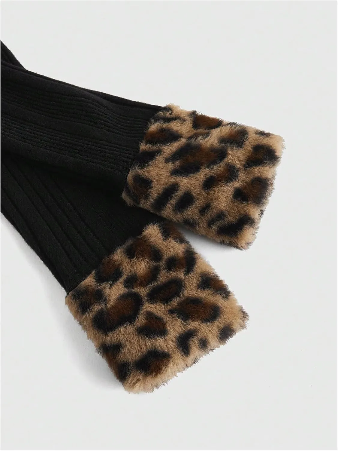 WDIRARA Women's Y2k Leopard Faux Fur Trim Coat Long Sleeve Button Down Knit Outerwear Clubwear