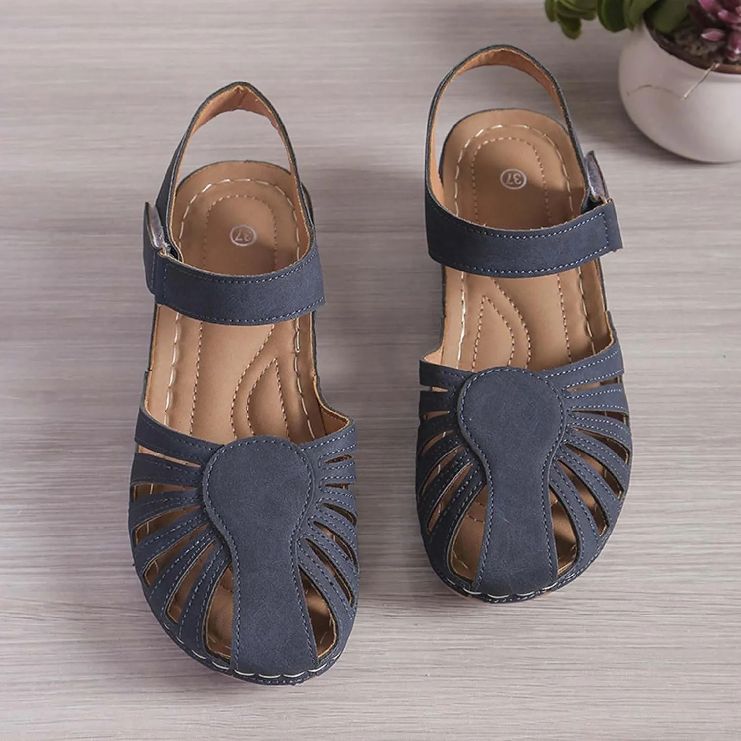 Women's Arch-Support Orthopedic Sandals Closed Toe Hollow Out Strap Ankle Trending Comfort Sandal Shoes for Vacation