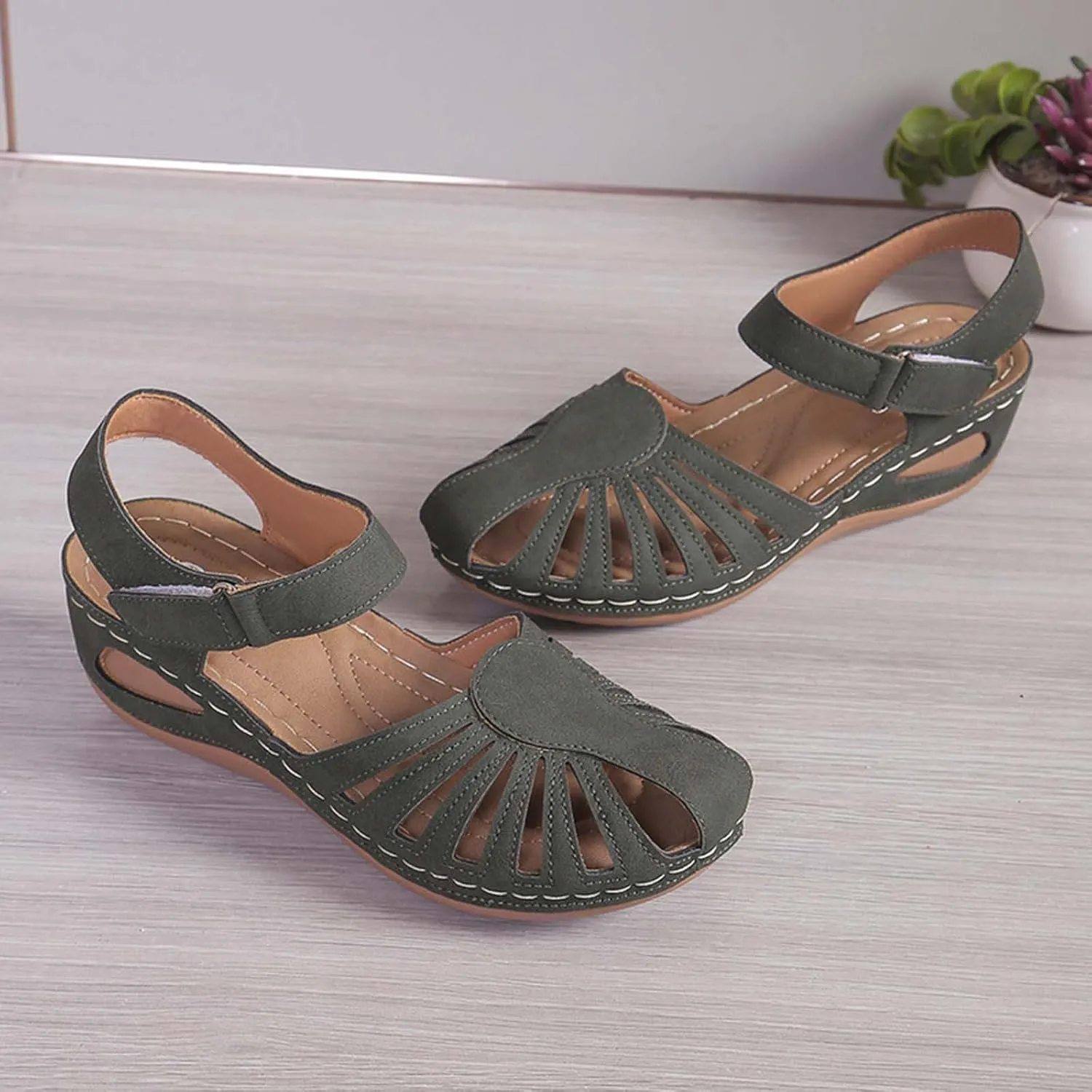 Women's Arch-Support Orthopedic Sandals Closed Toe Hollow Out Strap Ankle Trending Comfort Sandal Shoes for Vacation