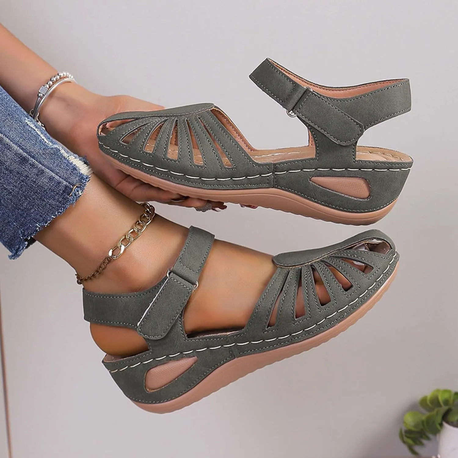 Women's Arch-Support Orthopedic Sandals Closed Toe Hollow Out Strap Ankle Trending Comfort Sandal Shoes for Vacation
