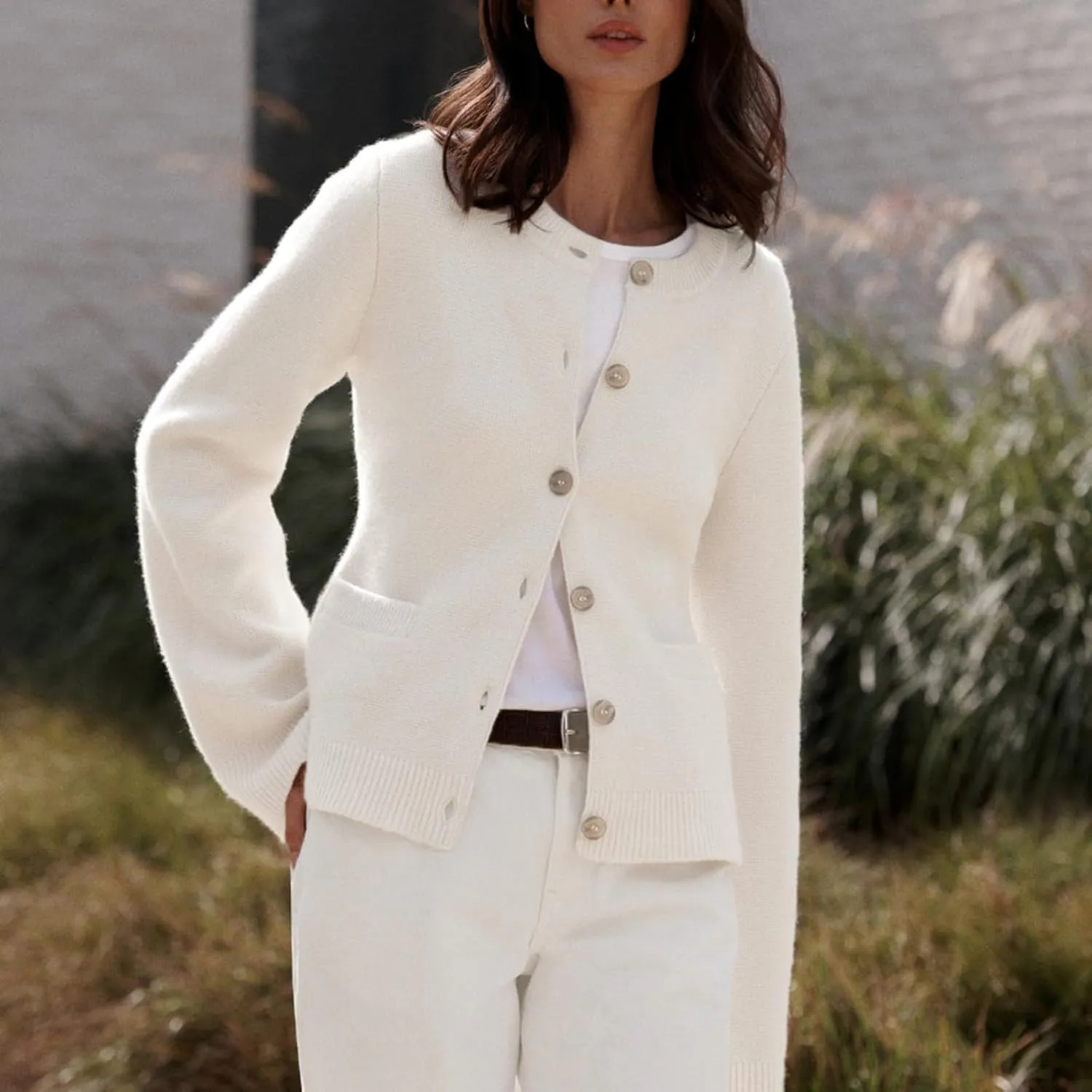 Women's Fitted Cardigan Long Sleeve Crew Neck Button Down Sweater Knit Cardigans Tops with Pockets