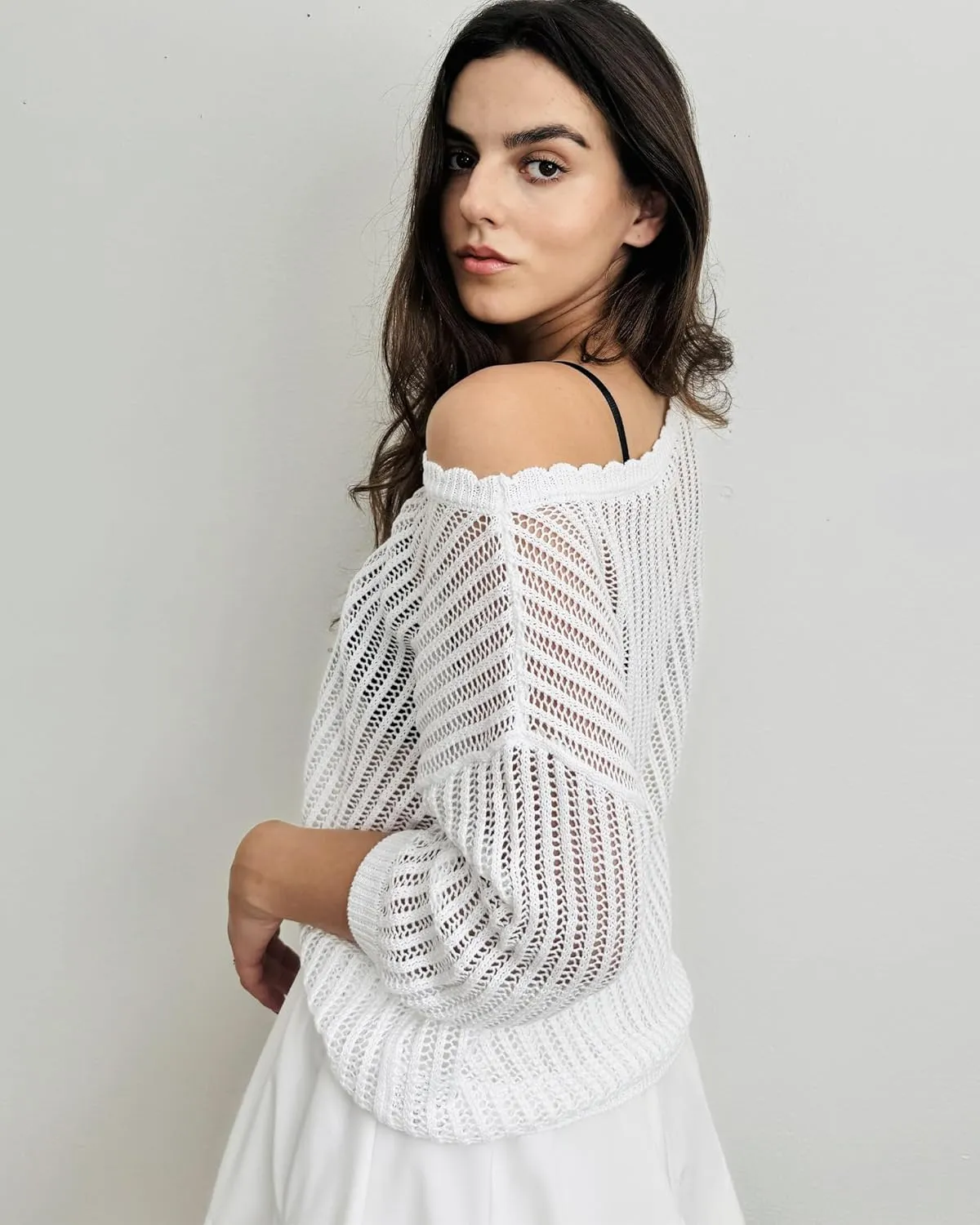 Zeagoo Womens Summer Tops Crochet Sweaters Resort Wear 3/4 Sleeve Hollow Out Knit Tops 2025 Beach Coverup